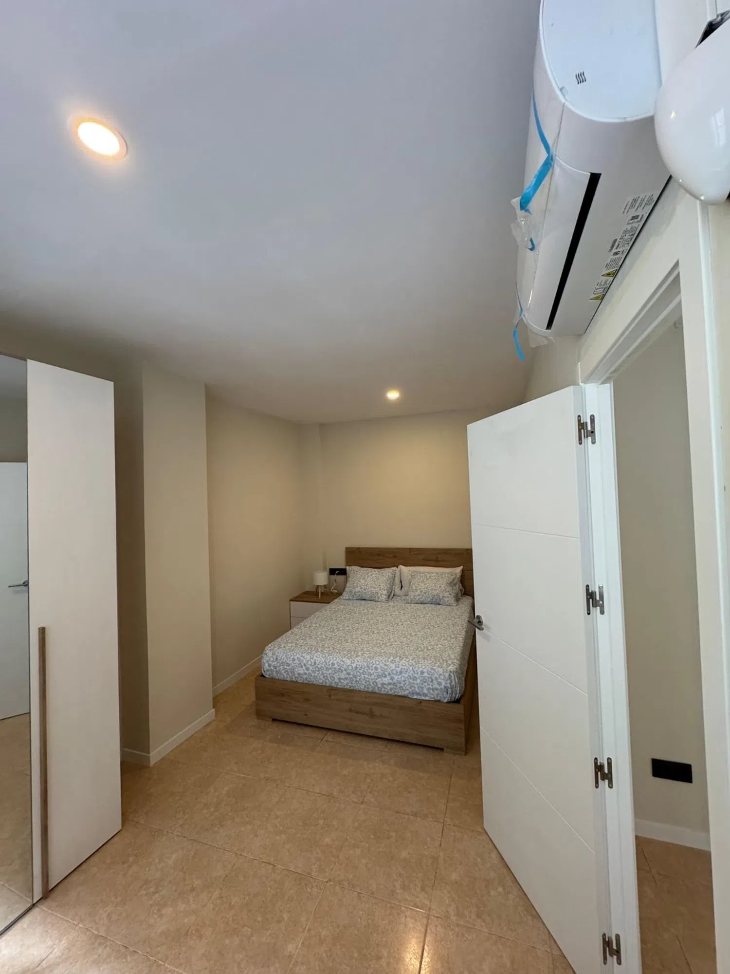 Estudio en calle de Finlàndia, 37 - Foto 5