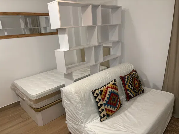 Estudio en calle Cardenal Ilundain, 24