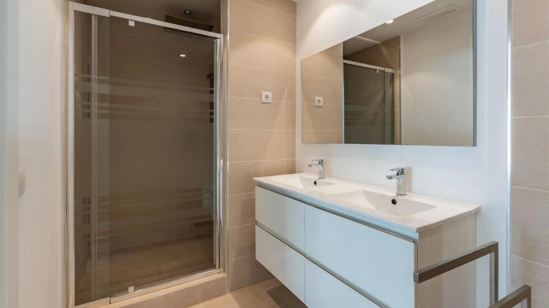 Chalet en  Calle Maestro Segovia 2 - Foto 7