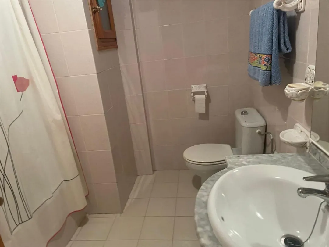 Casa adosada en  Carrer Colombia 100 - Foto 10