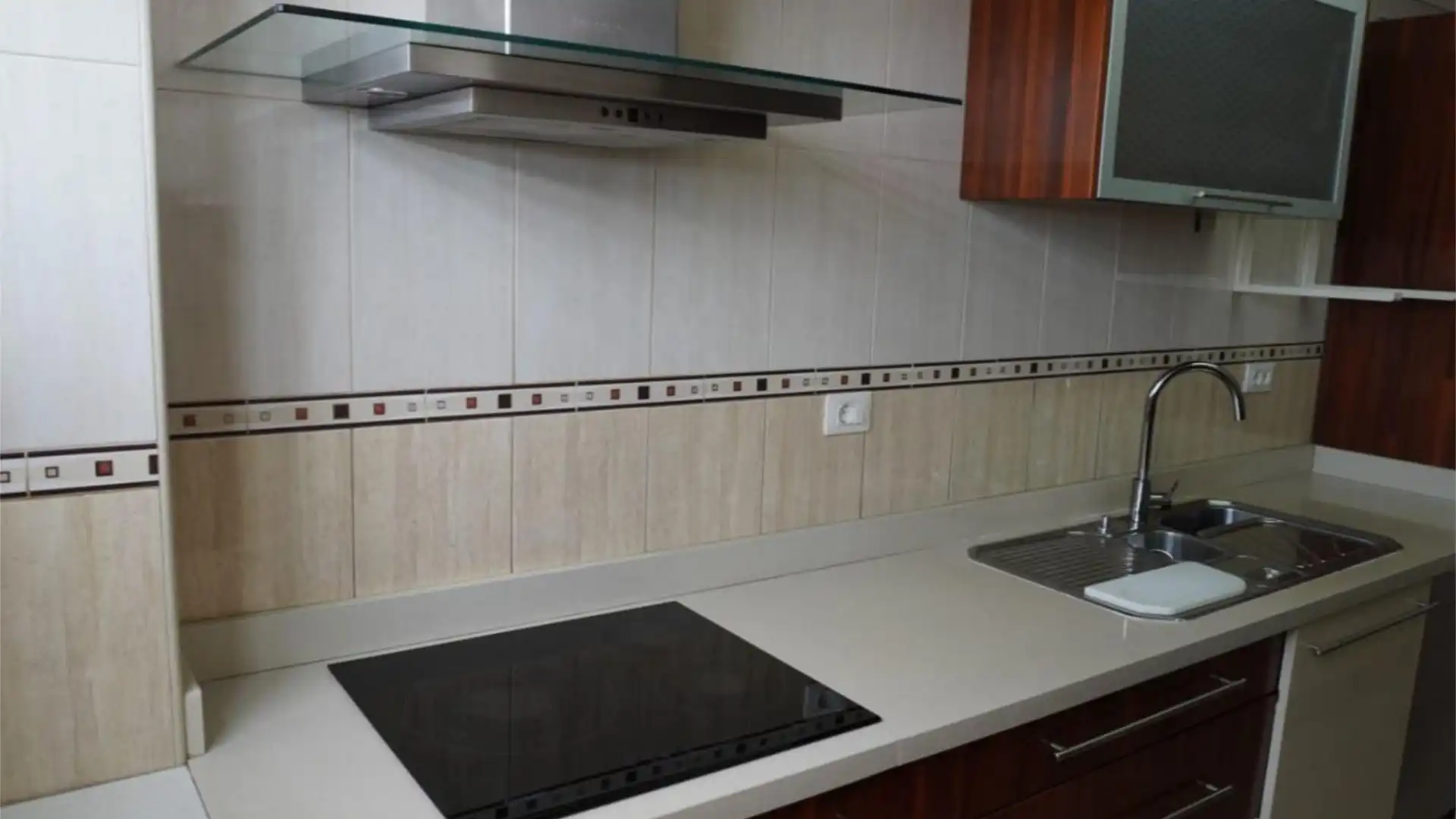 Piso en  Avenida Príncipes de España 2 - Foto 2