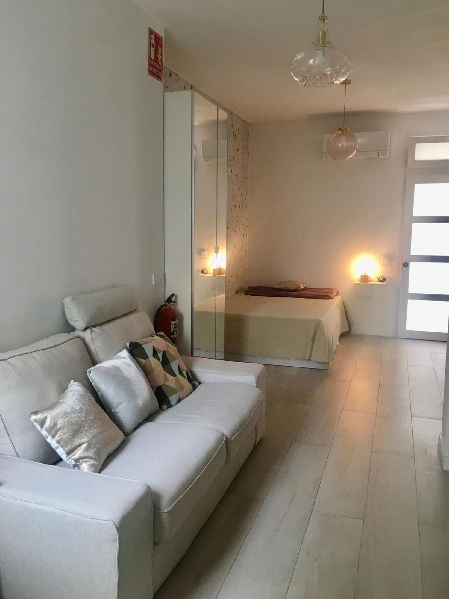 Estudio en calle de Doña Berenguela, 19 - Foto 4