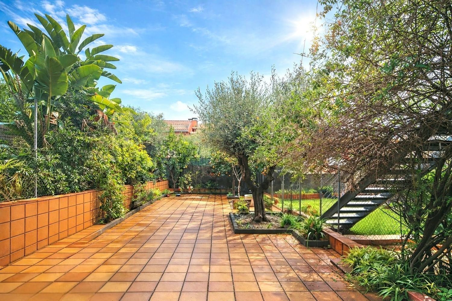 Chalet adosado en calle Joan Fuster, 34 - Foto 2