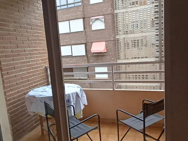 Piso en Calle Leonardo da Vinci, 5, Hospital - Nuevo Centro, Hospital - Nuevo Centro - Foto 3