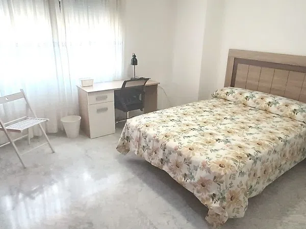 Piso en Ciudad Jardín - Foto 18