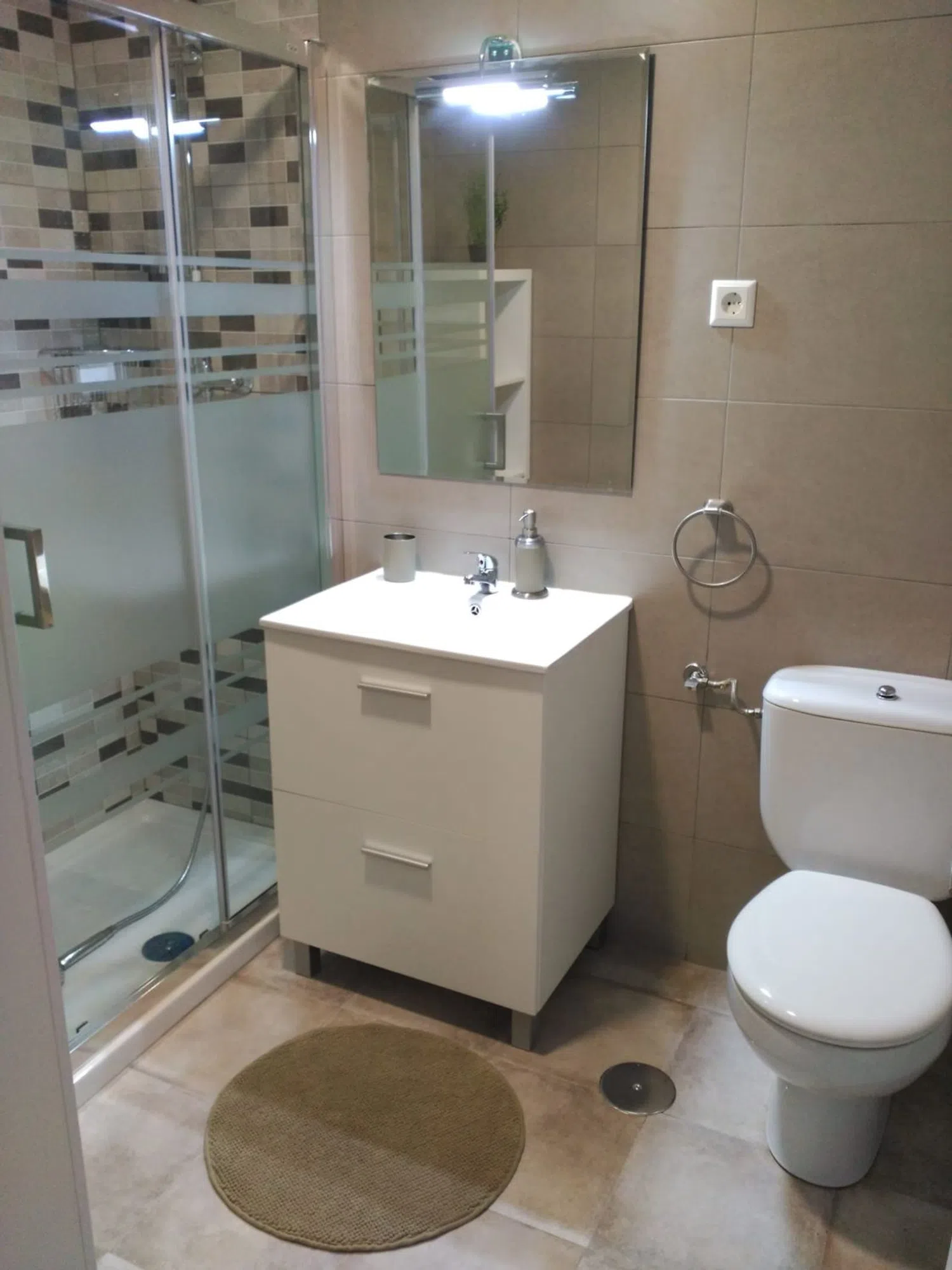 Piso en calle Teniente Ochoa Olalla, 10 - Foto 6