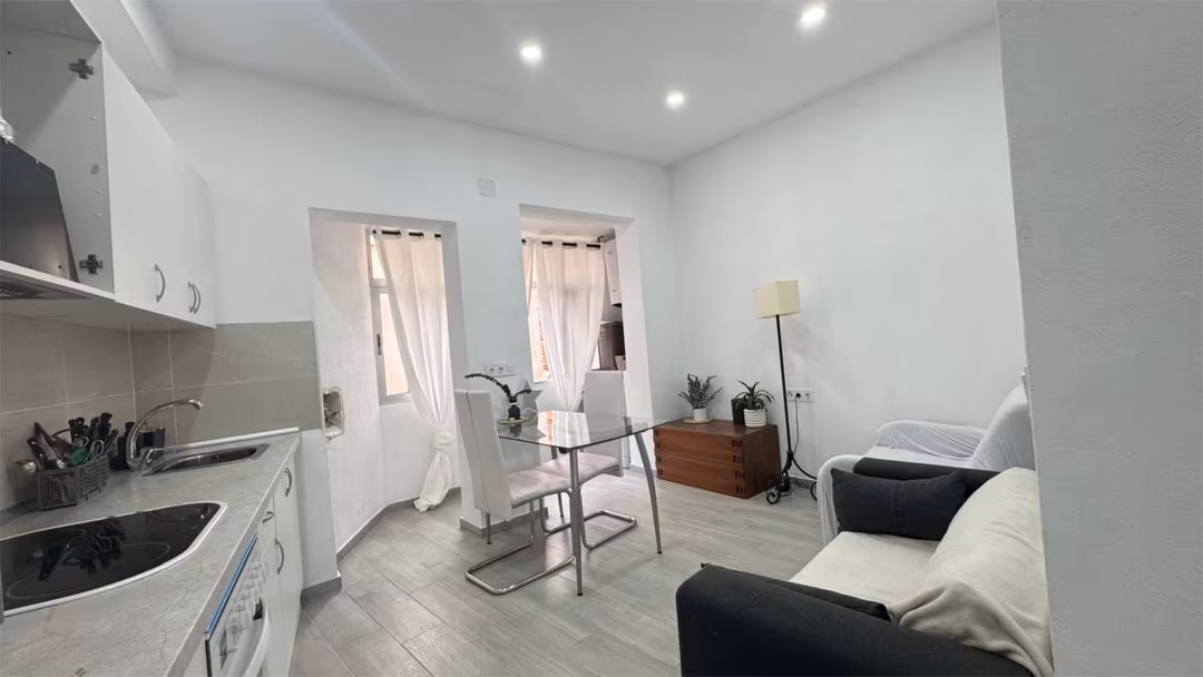 Piso en  Calle Jaime Segarra 68 - Foto 2