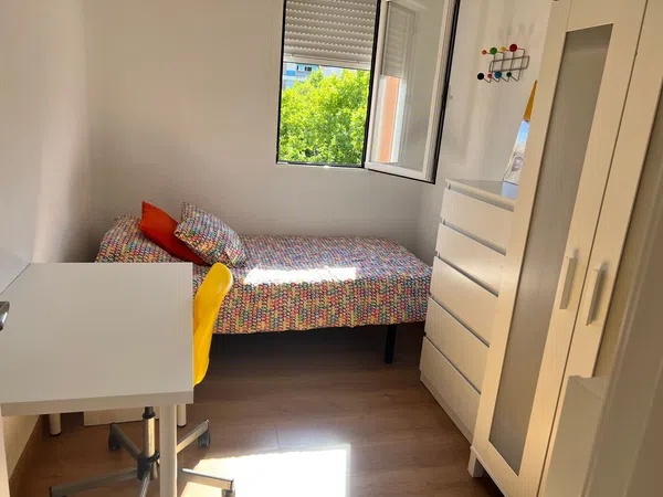 Piso en calle Meléndez Valdés, 36