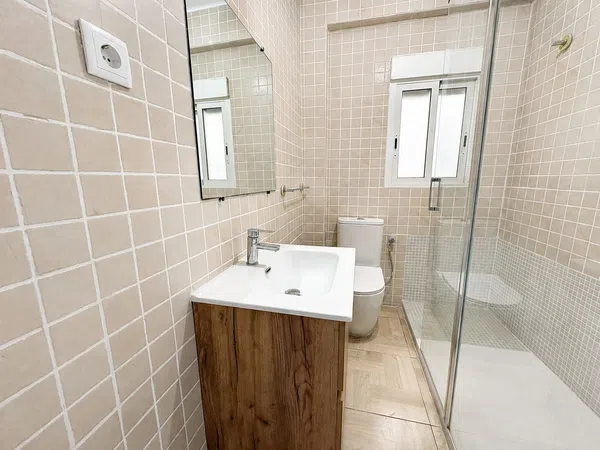 Piso en Calle Tarrasa, 222, Huerta de la Reina - Foto 10