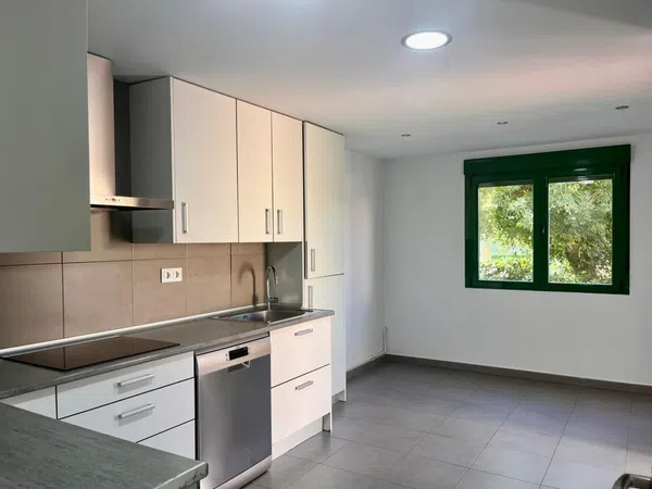 Chalet adosado en Avenida de Francisco Guerrero, 71 - Foto 4