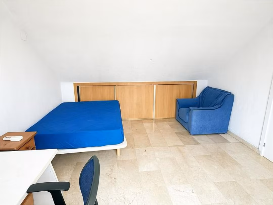 Casa adosada en  Avenida del Locutor Vicente Hipólito 20A - Foto 12