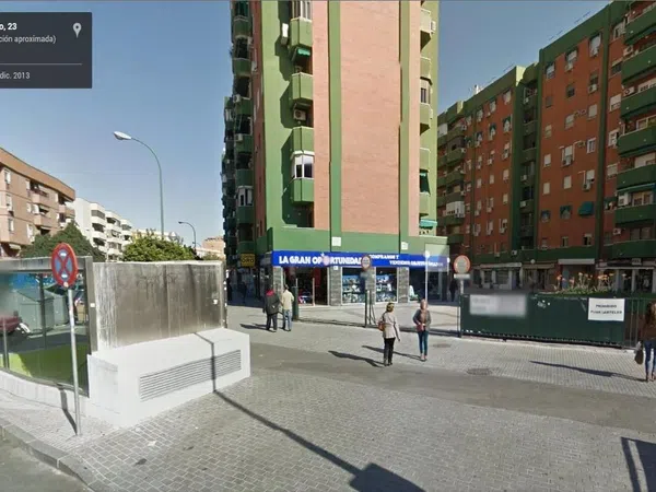 Piso en Avenida José Laguillo, 23, Puerta Carmona-Puerta Osario-Amador de los Ríos - Foto 2