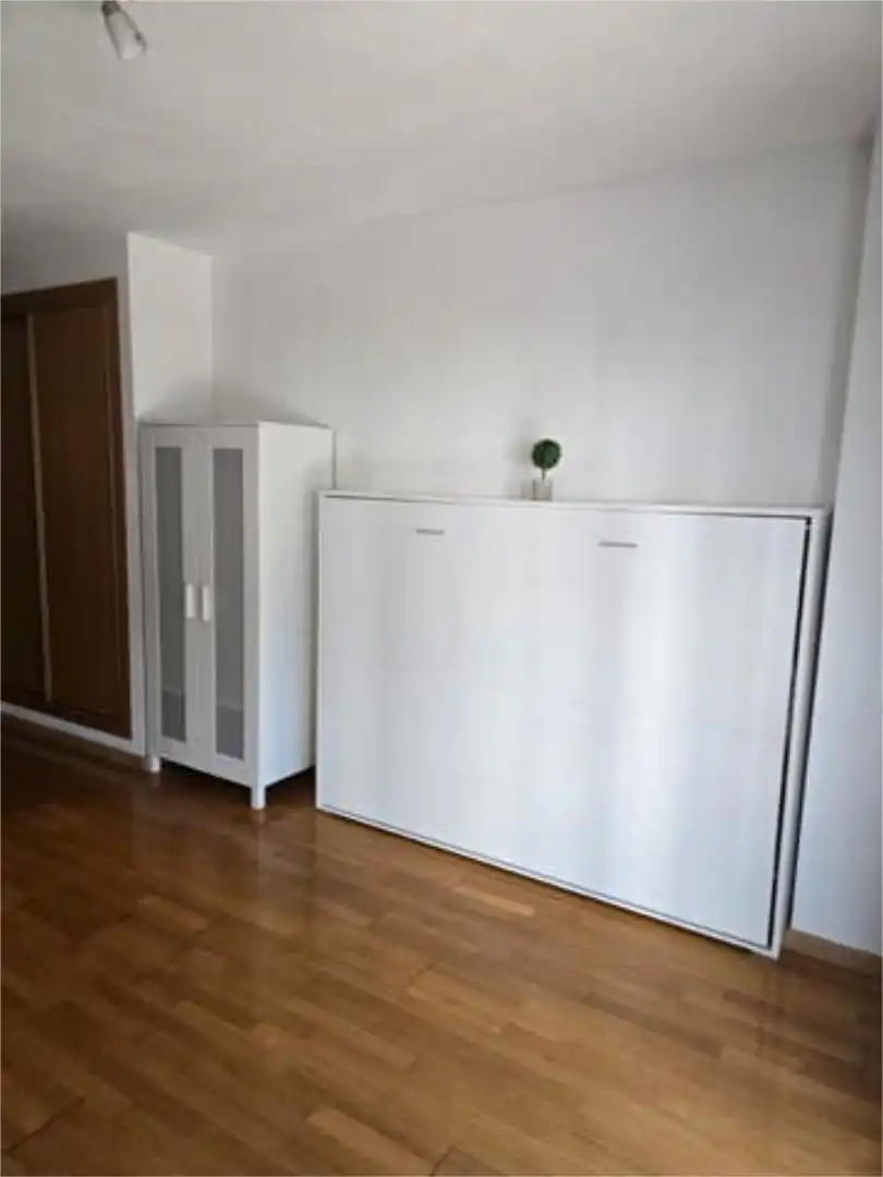 Estudio en Juan Carlos I - Foto 5