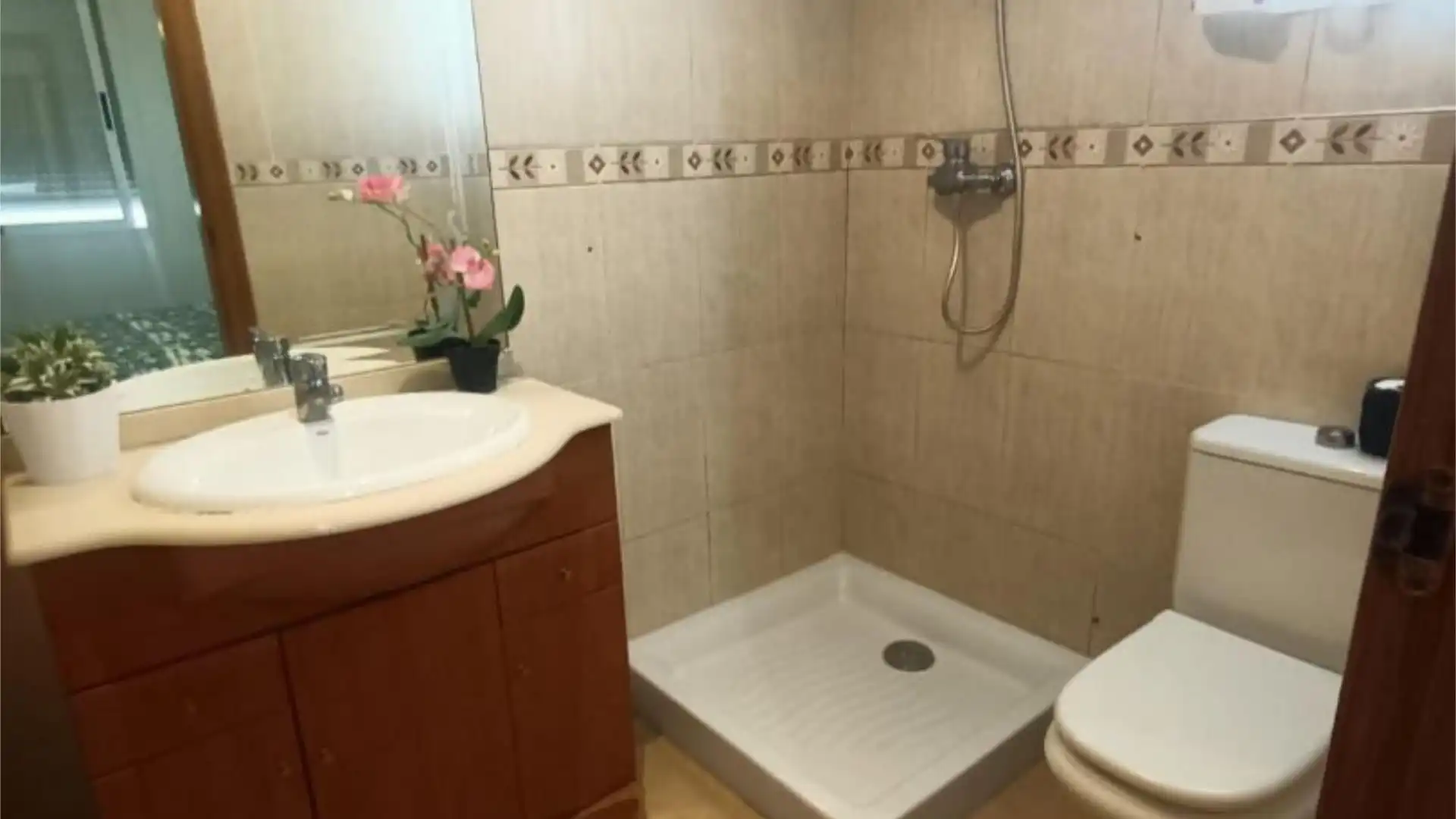 Casa adosada en  Carrer Consueta 56 - Foto 23