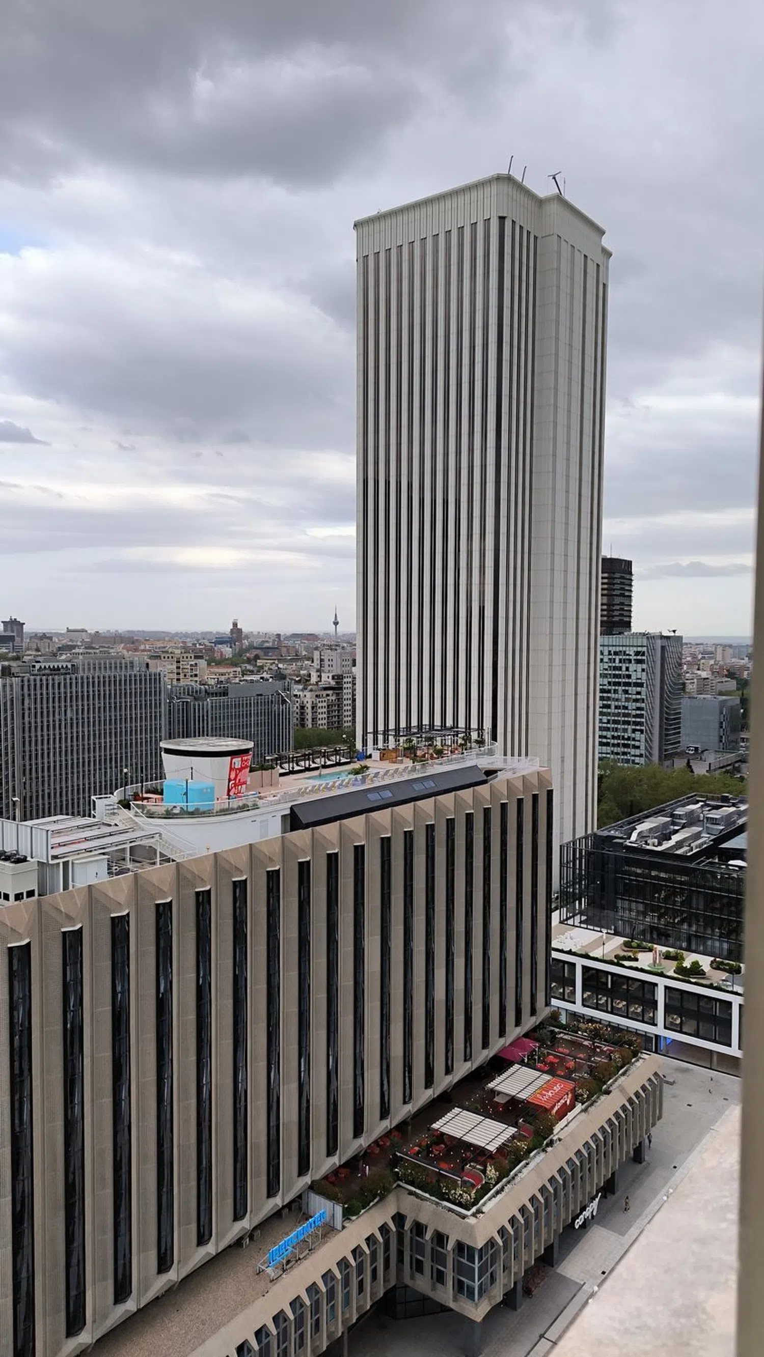 Piso en avenida del General Perón, 32 - Foto 4