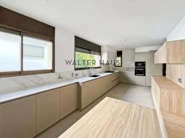 Chalet en  Carrer d'Àngel Guimerà - Foto 4