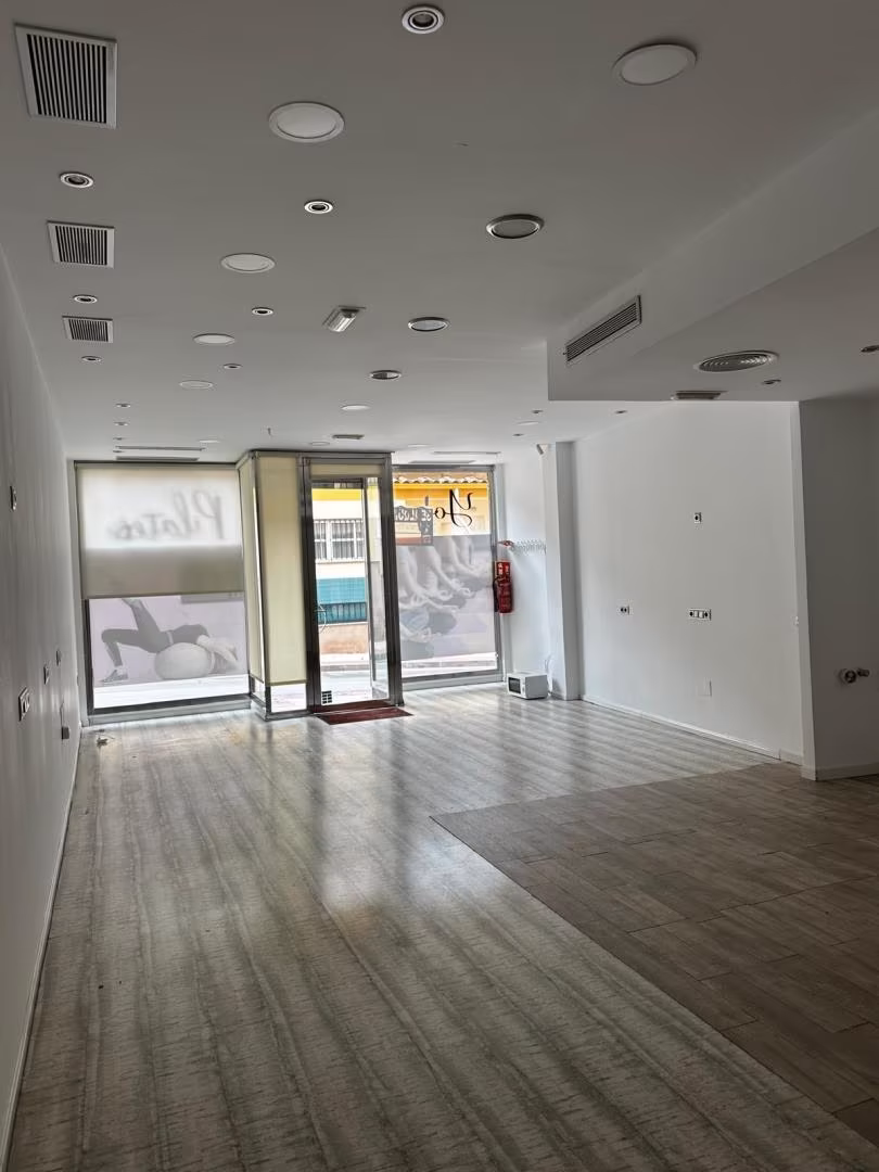 Planta baja en  Calle Lirios 5 - Foto 4