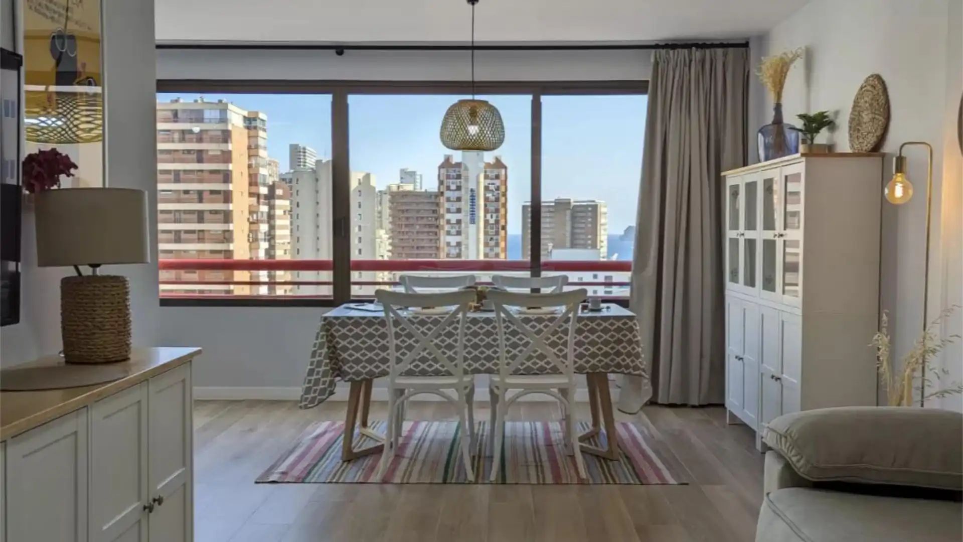 Piso en  Avinguda Ametlla de Mar 20 - Foto 2