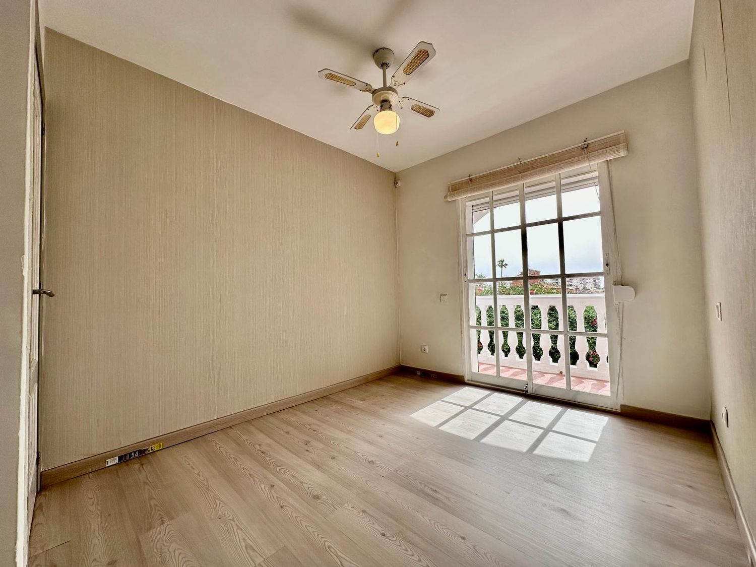 Chalet adosado en Arroyo de la Miel - Foto 30