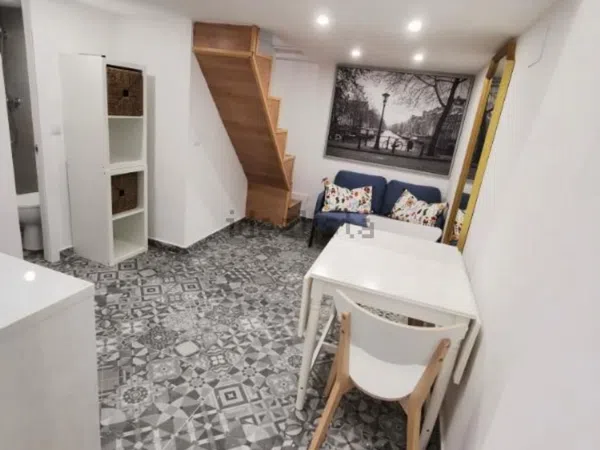 Piso en calle de los Abades, 7