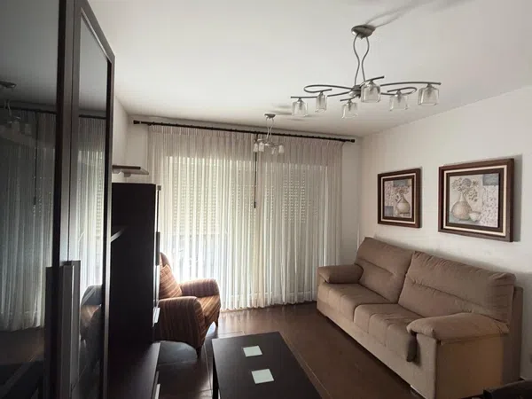 Chalet adosado en Avenida Cantabria, 1000 - Foto 3