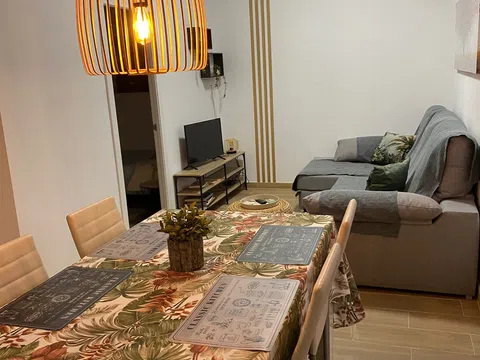 Piso en calle Montecelo Alto, 16