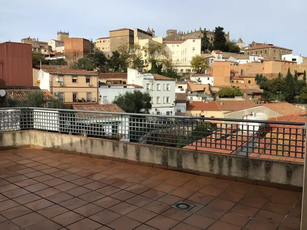 Ático en Calle Miralrío, 9, Casco Antiguo, Casco Antiguo - Foto 1