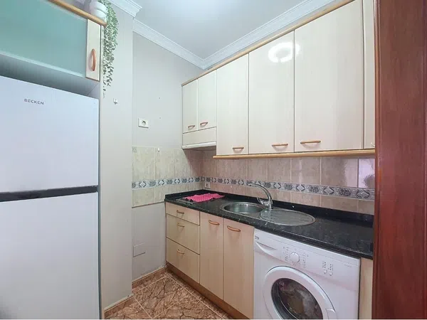 Piso en avenida Primero de Mayo, 61 - Foto 8