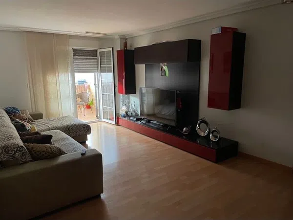 Chalet adosado en Calle Carlos I, 10 - Foto 4
