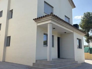 Chalet en  Calle Lliri Groc-Pous 3 - Foto 1