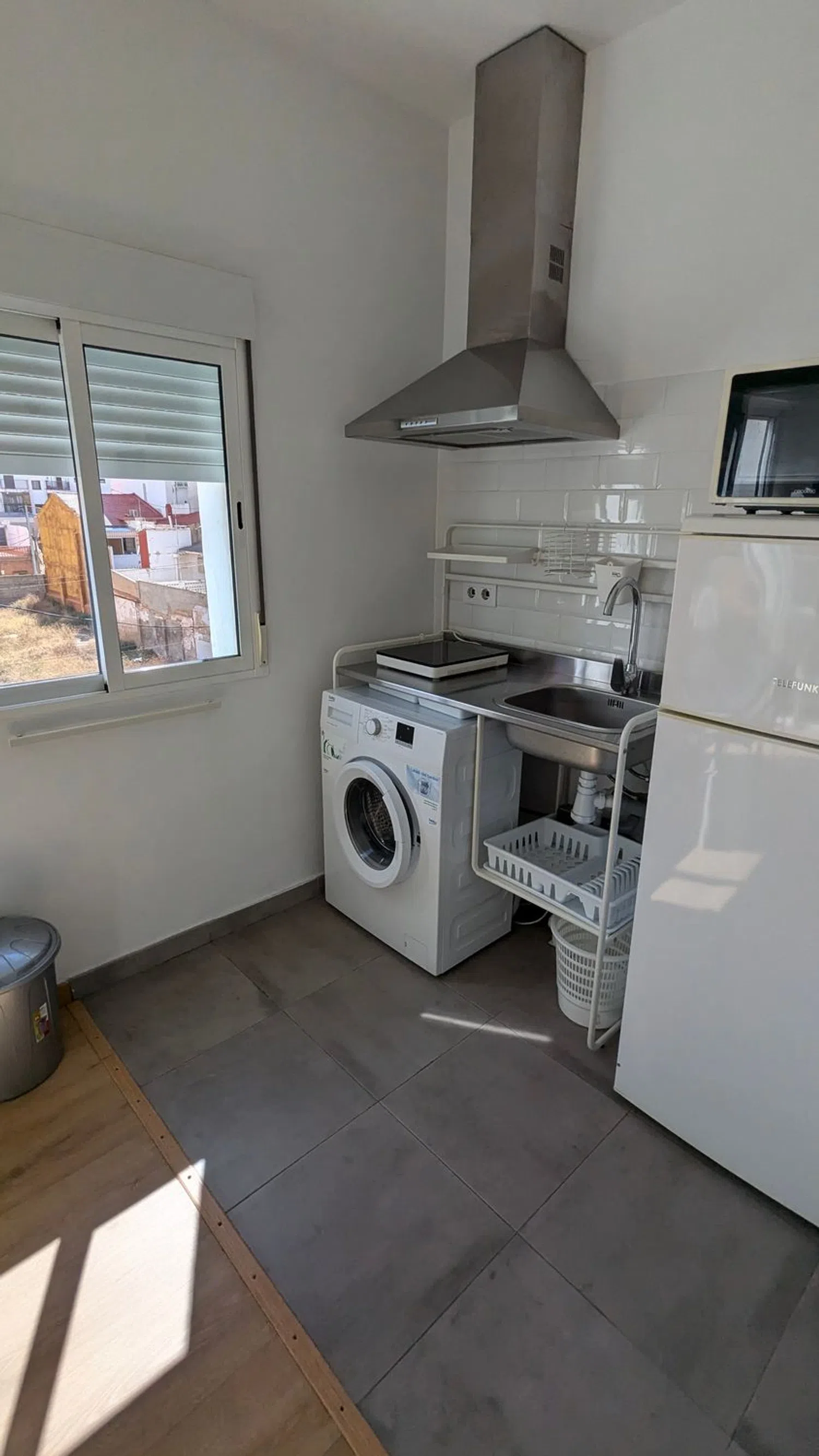 Estudio en calle de la Florista, 72 - Foto 2