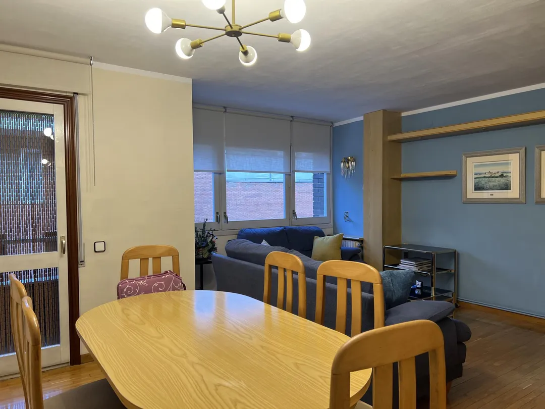 Piso en  Carrer de Sarret i Arbós 43 - Foto 1