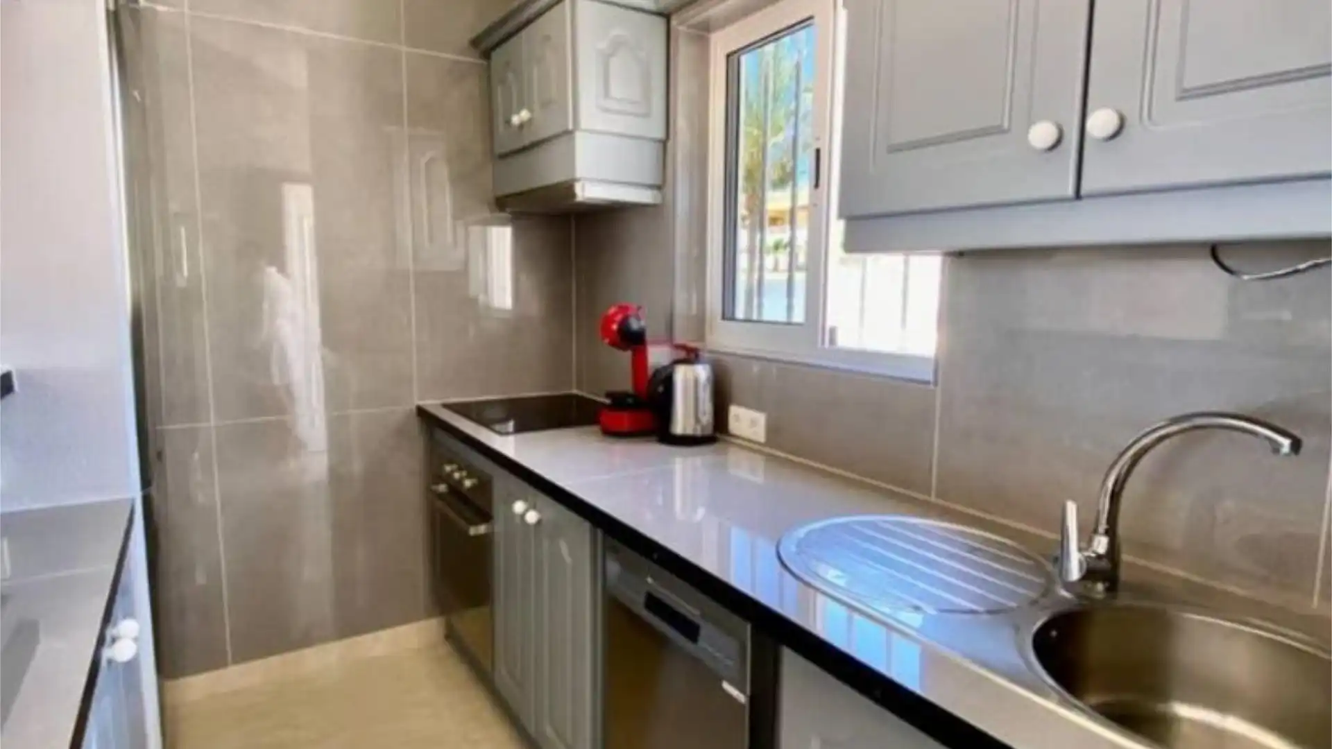 Piso en  Avenida Adeje 300 30 - Foto 6