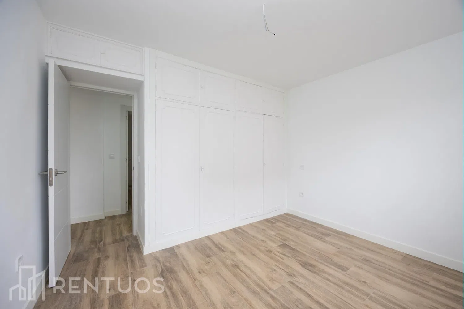 Piso en calle Cabo de San Vicente - Foto 12