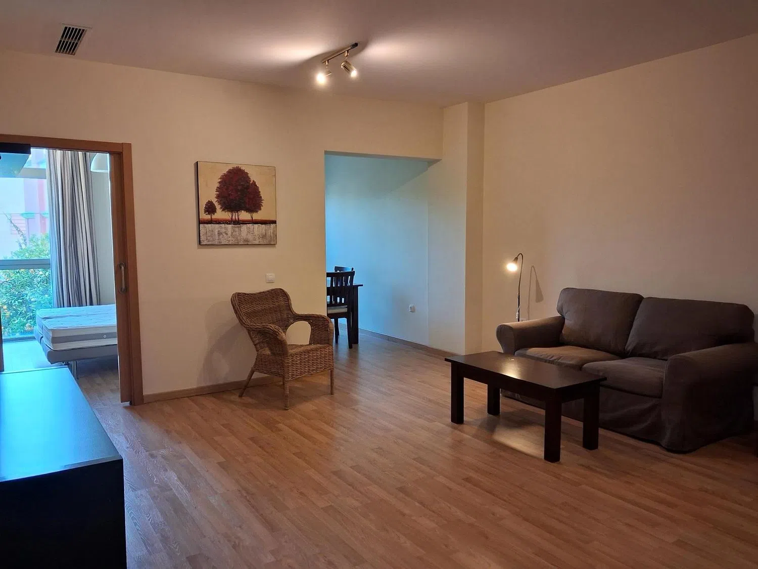 Piso en calle San Antonio María Claret, 10 - Foto 2