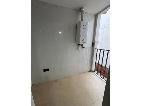 Piso en Calle de Cambrils, Torrefiel - Foto 9