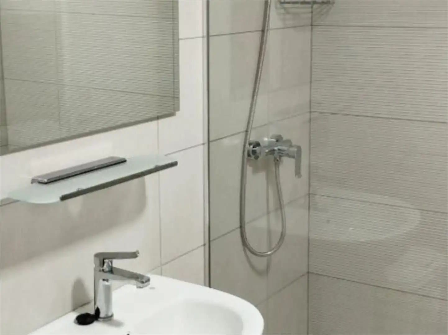 Estudio en  Avenida Presidente Adolfo Suárez 26 - Foto 8