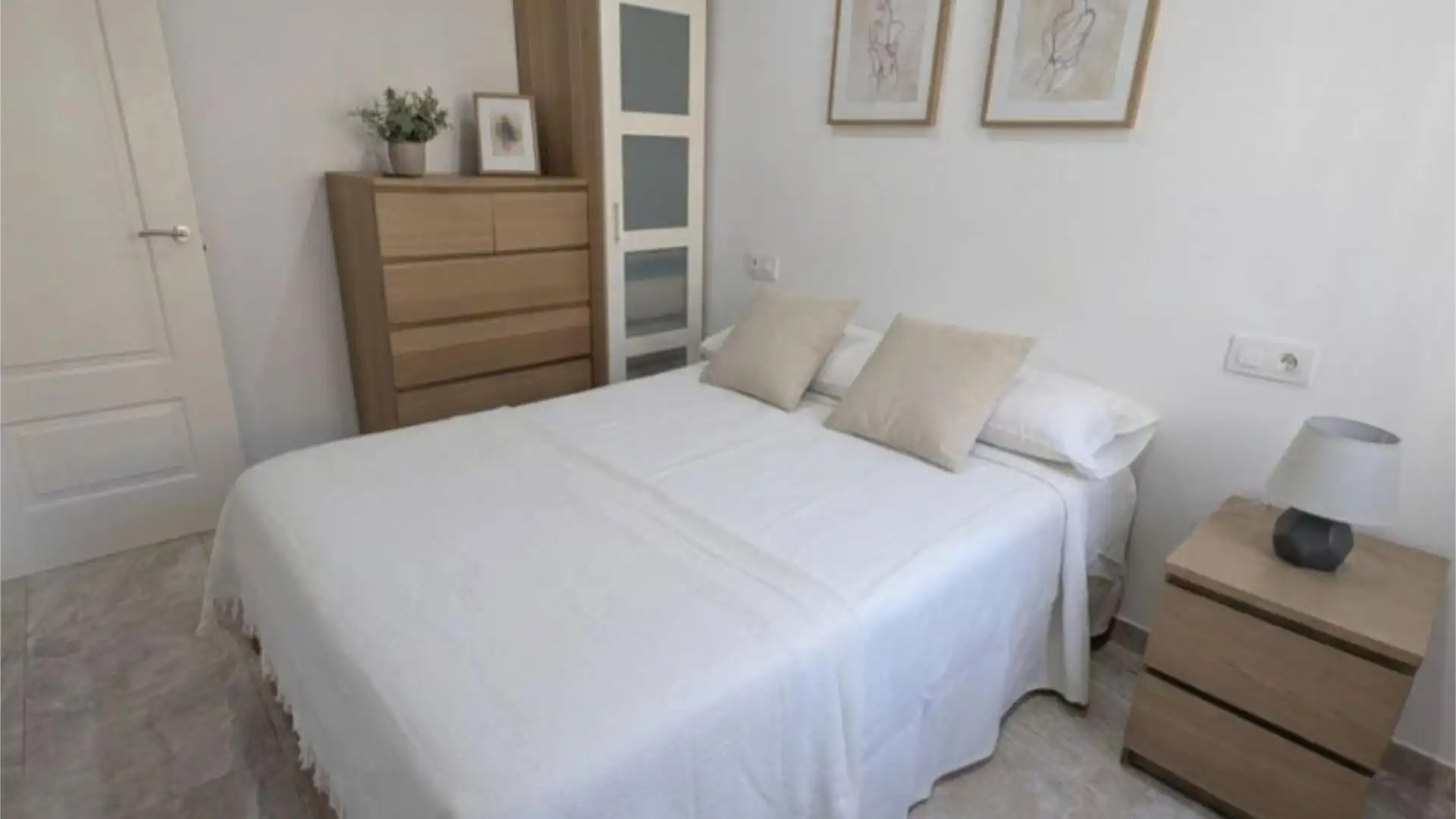 Piso en  Avenida de los Almogávares 28 - Foto 4