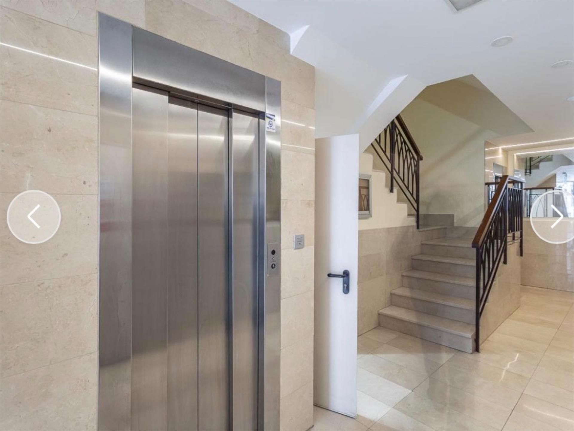 Piso en  Camino de Ronda 75 - Foto 2