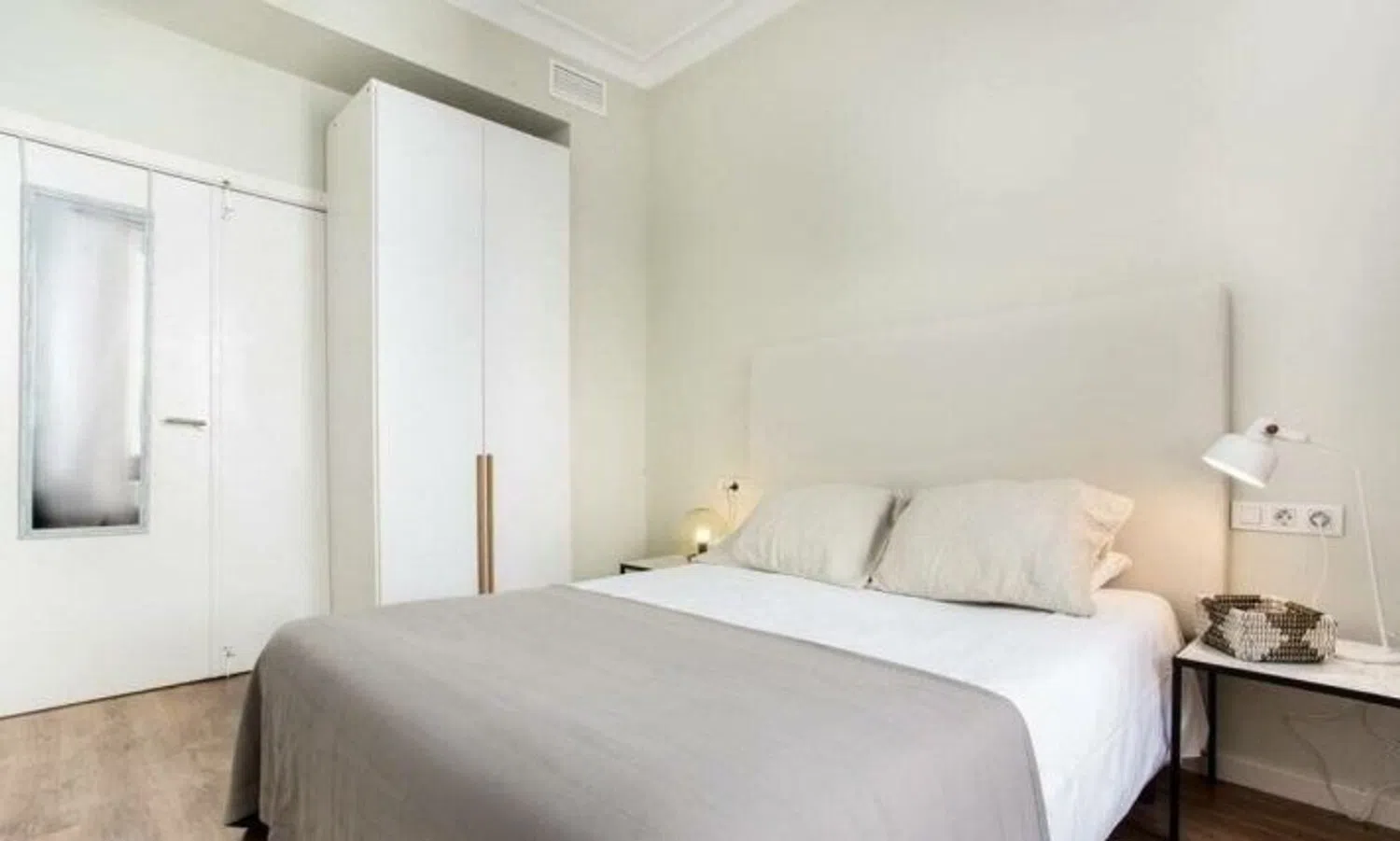 Piso en calle de la Junta de Comerç, 23 - Foto 5