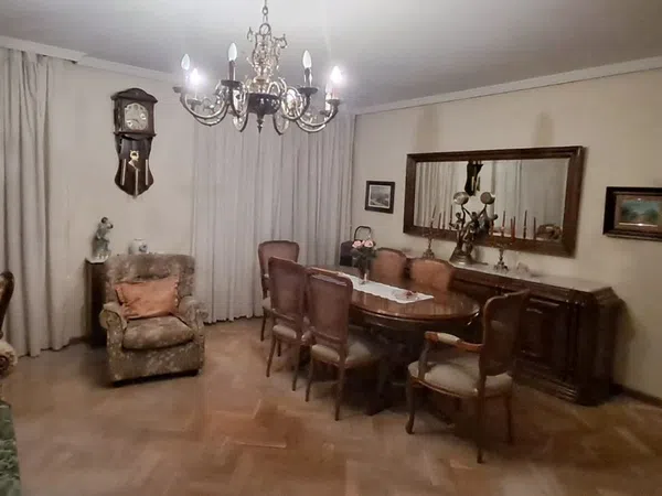 Piso en calle Hermanos del Moral, 44