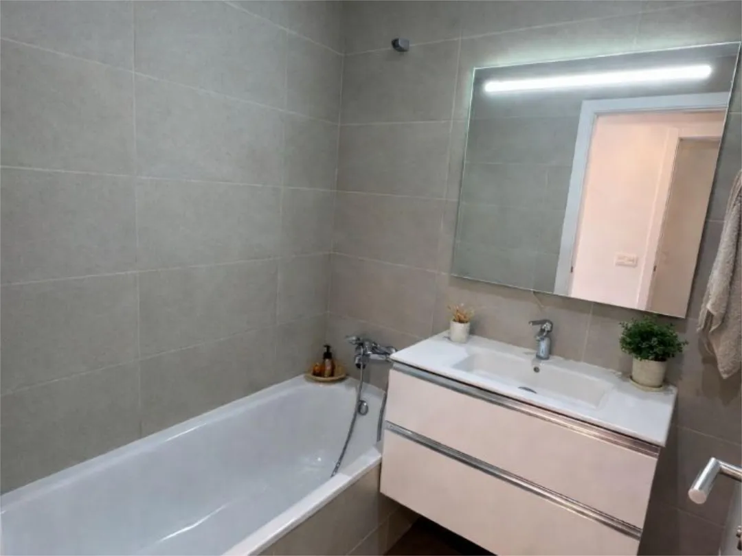 Piso en  Carrer de Gertrude Stein 1 - Foto 13