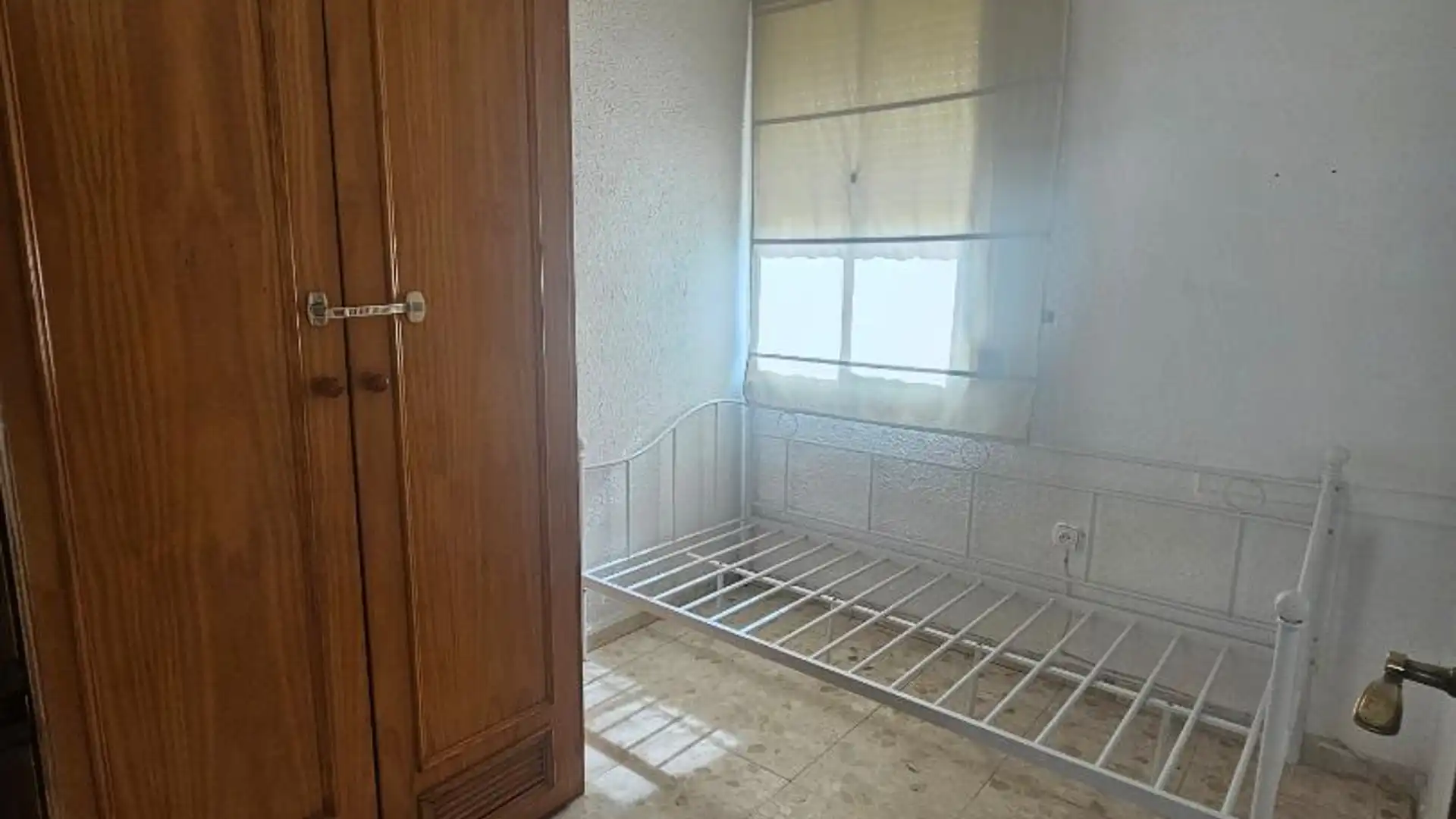 Piso en  Calle Teniente Salvio Ravassa 1 - Foto 3