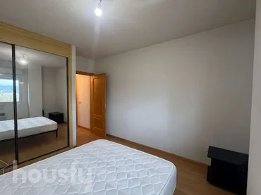 Piso en  Calle Isla de Lobeira . - Foto 4