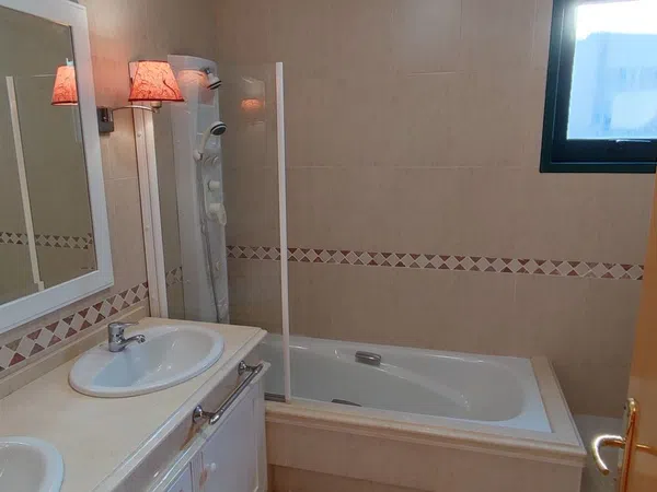 Chalet adosado en Elviña - A Zapateira - Foto 25