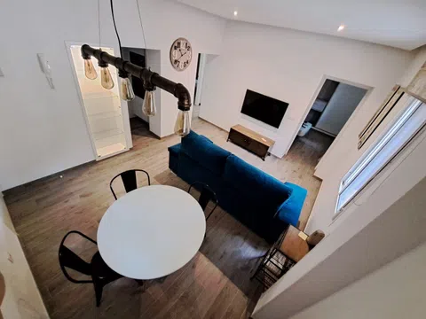 Piso en calle Claudio Boutelou, 7