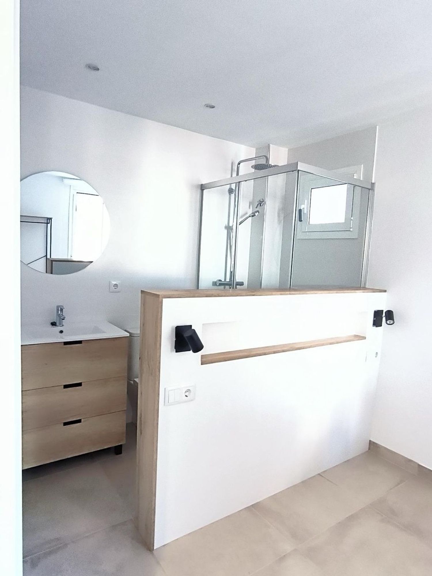 Piso en La Pineda - Foto 2