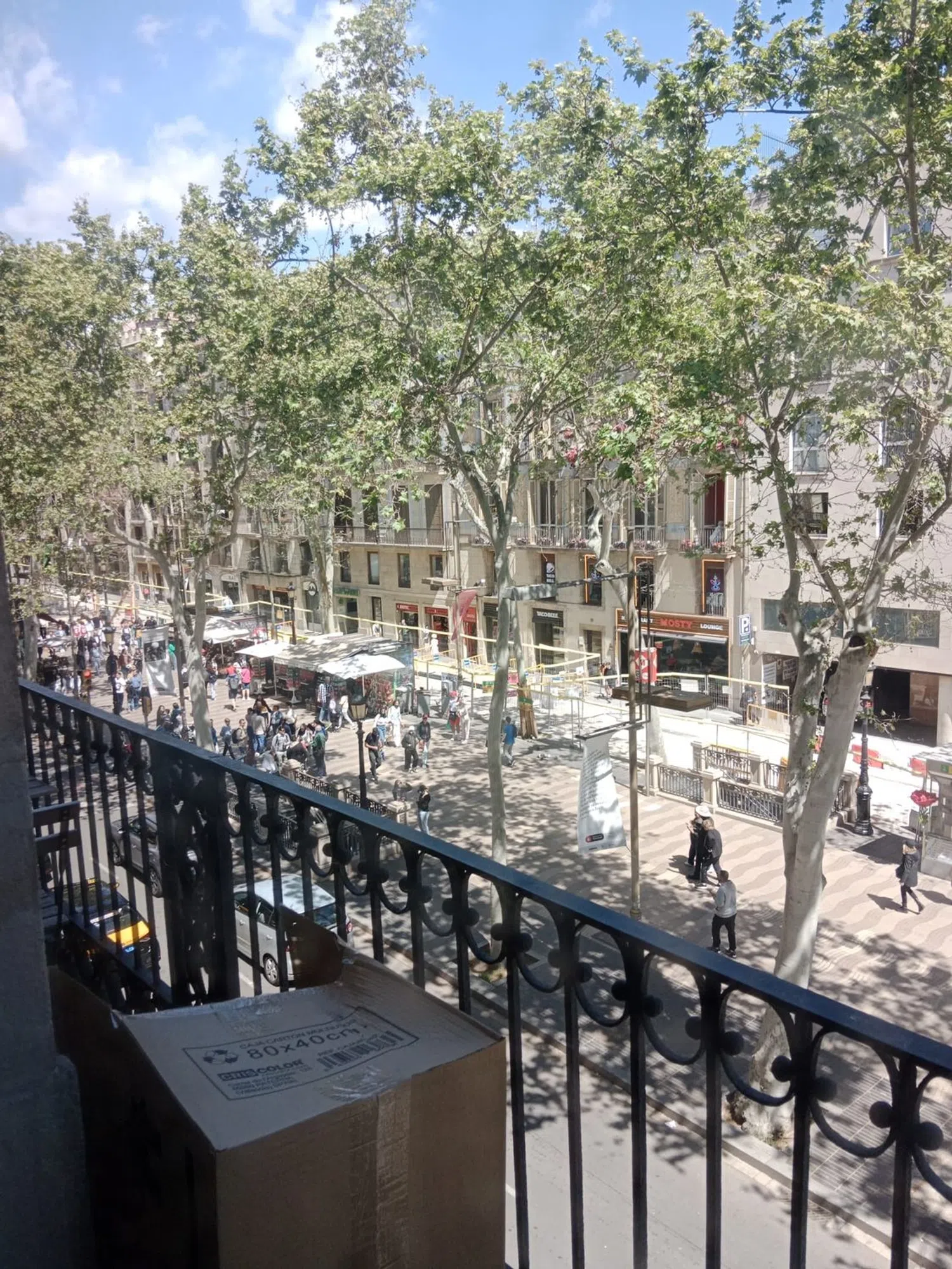 Estudio en rambla La, 75