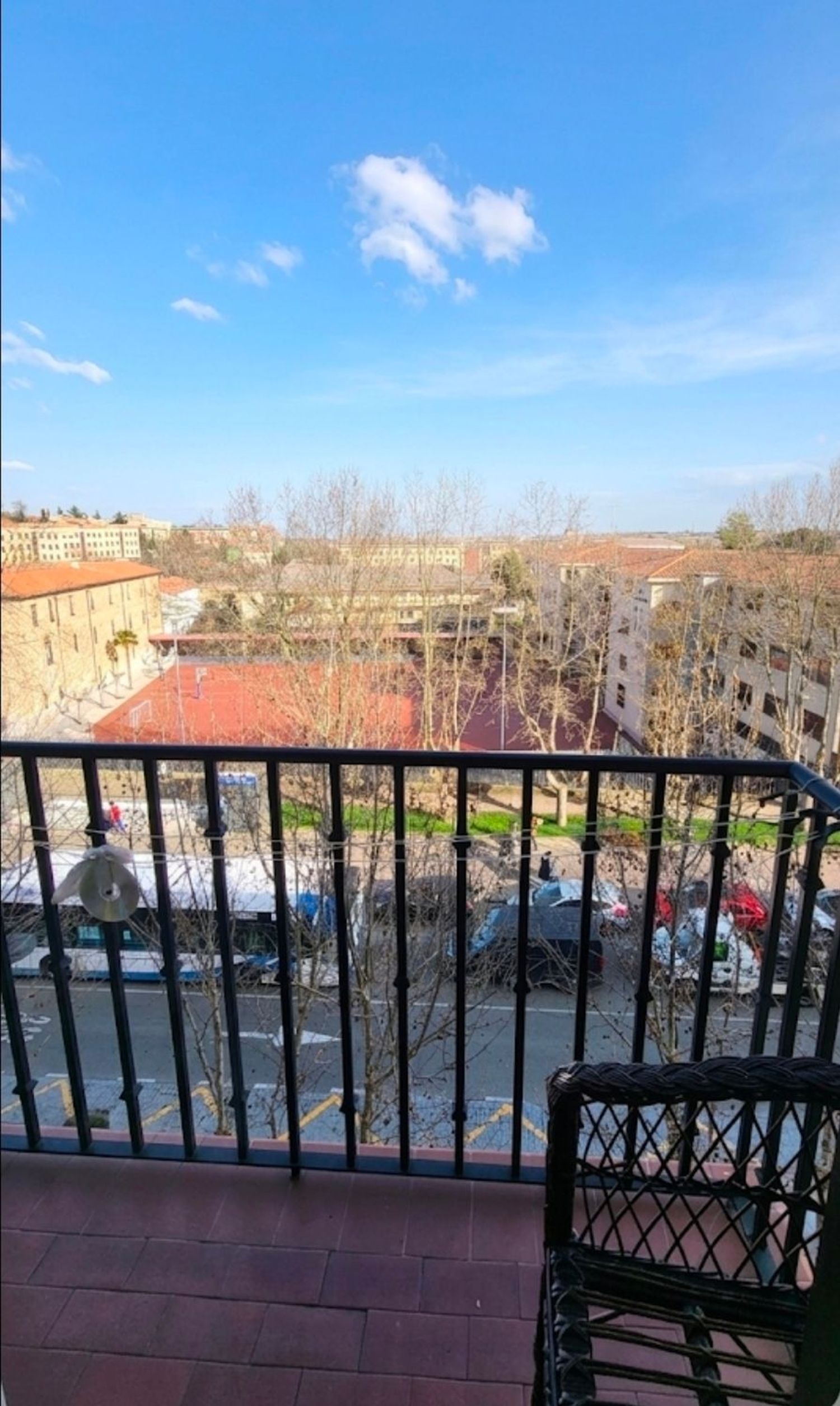 Piso en avenida de los Reyes de España, 26 - Foto 5