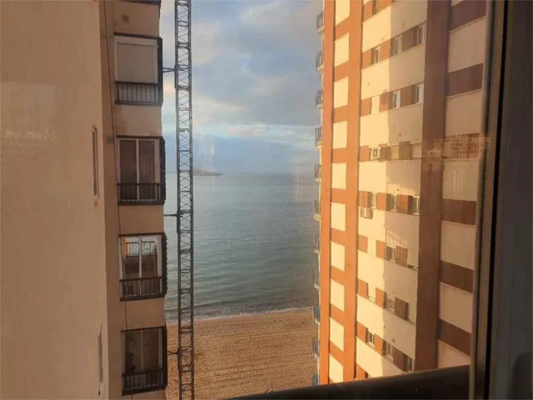 Apartamento en Playa levante 1 linea - Foto 8